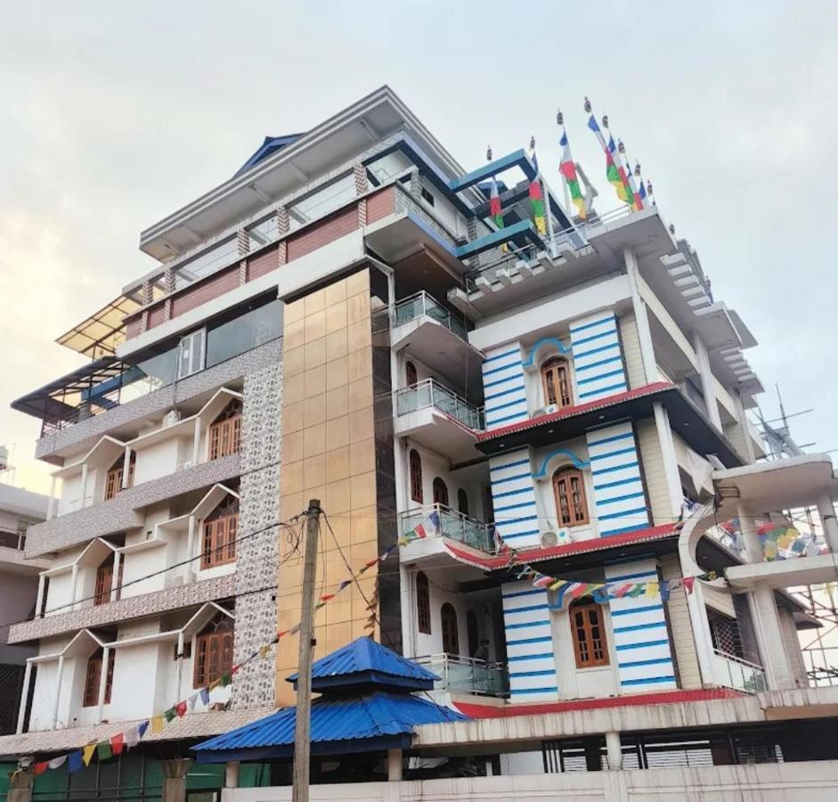 Hotel Sg Hub Tower Margherita Экстерьер фото