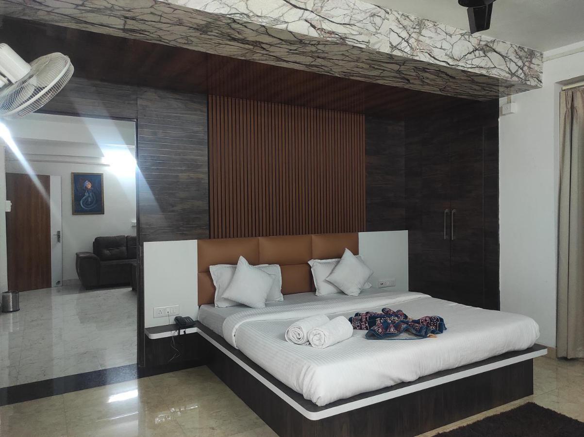 Hotel Sg Hub Tower Margherita Экстерьер фото