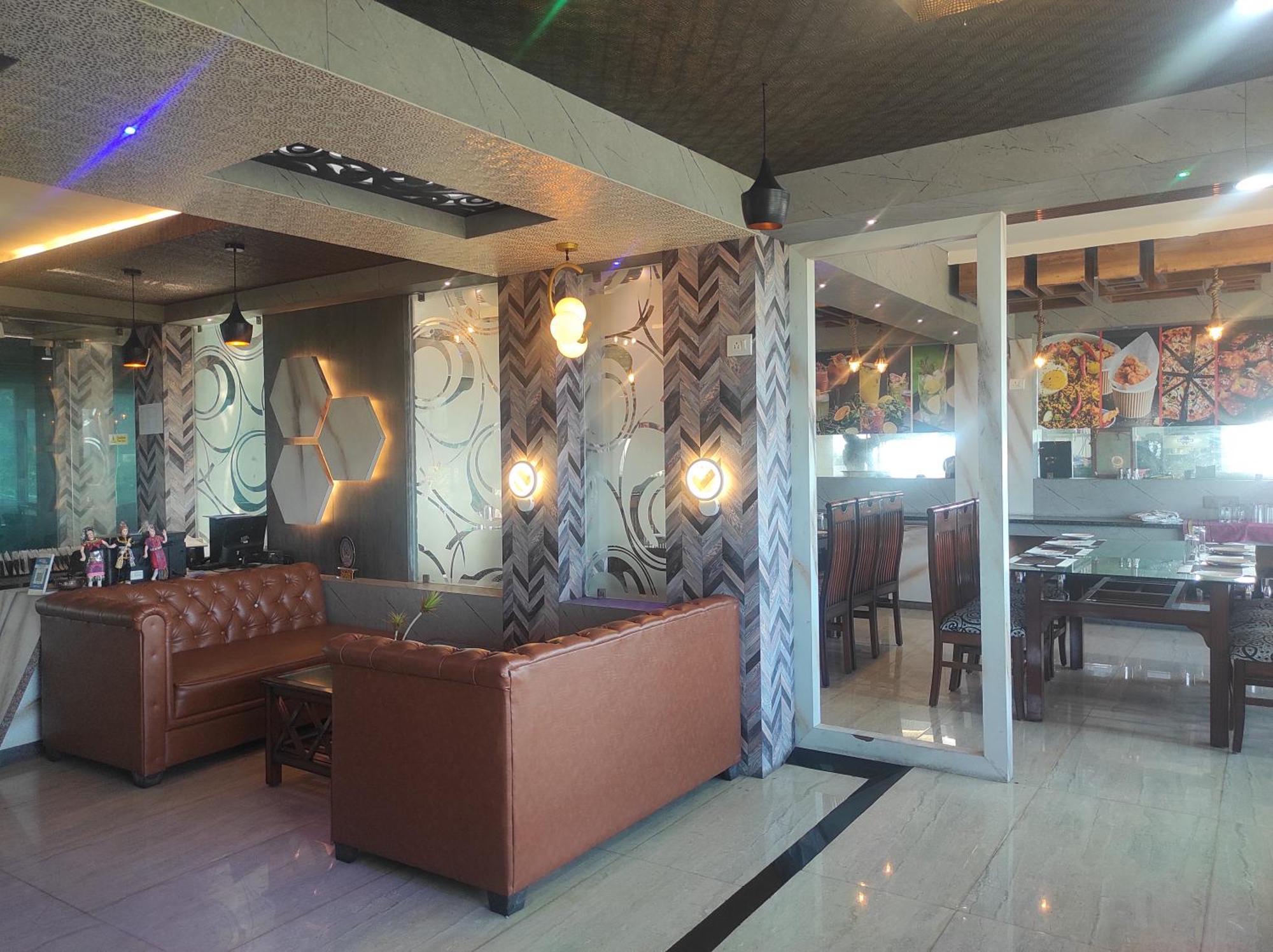 Hotel Sg Hub Tower Margherita Экстерьер фото